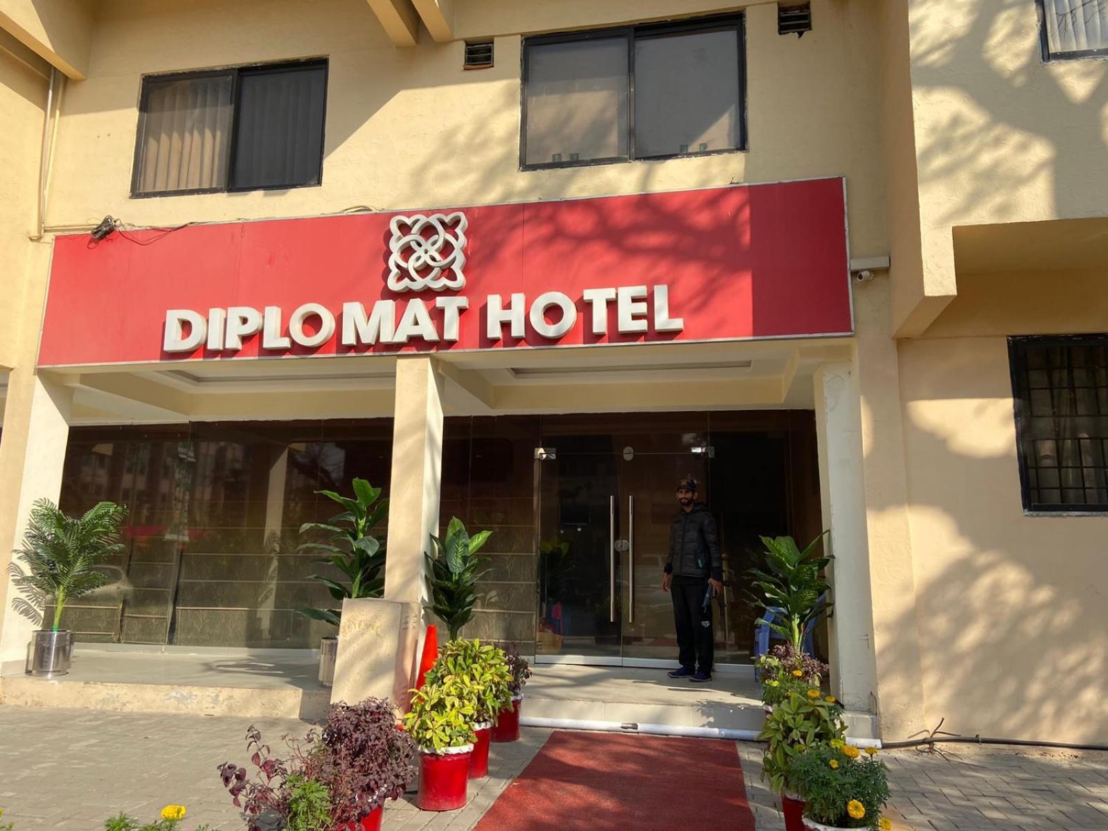 Diplomat Hotel อิสลามาบัด ภายนอก รูปภาพ