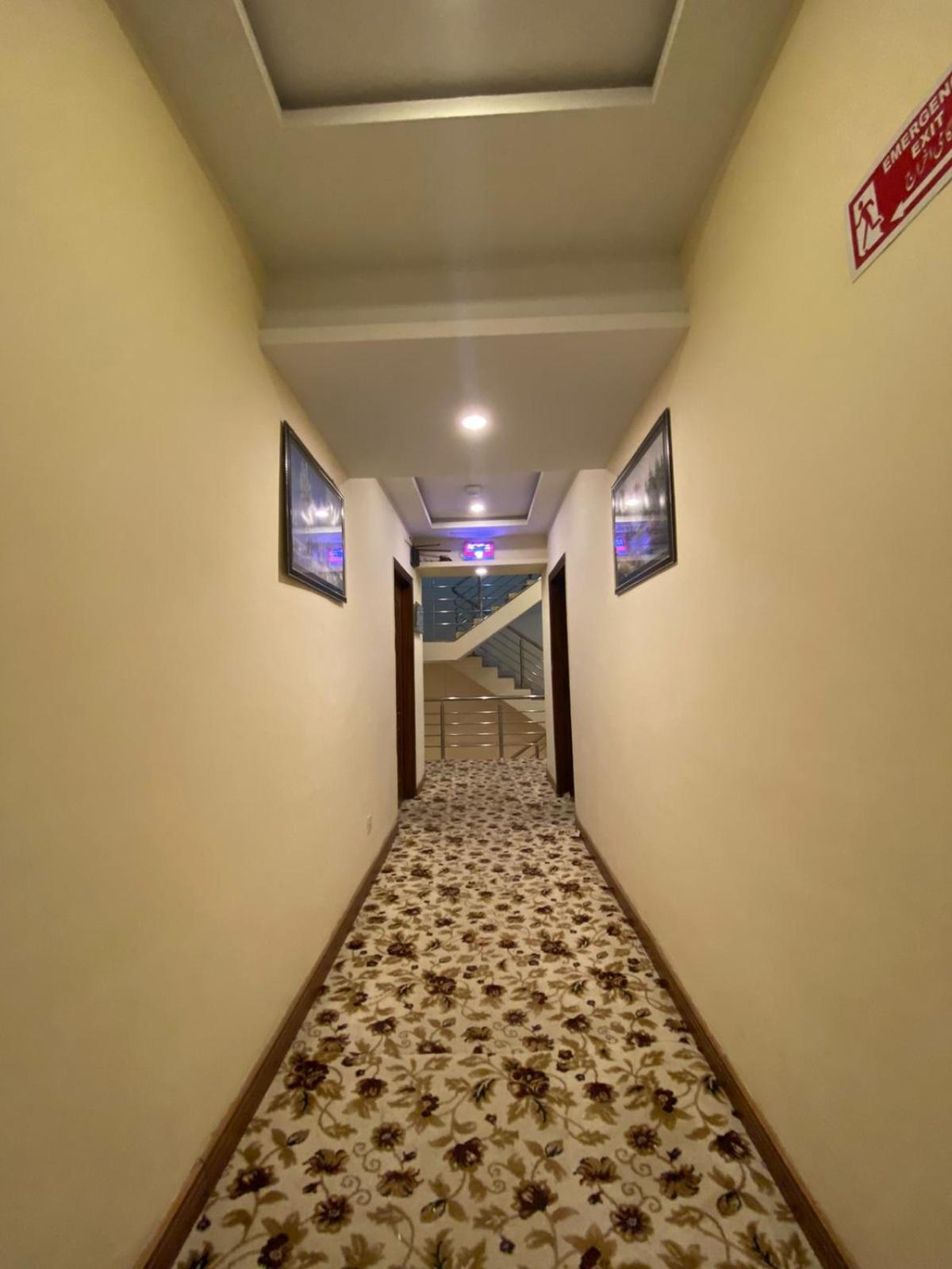 Diplomat Hotel อิสลามาบัด ภายนอก รูปภาพ
