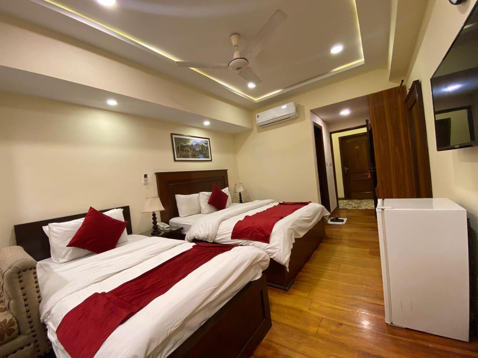 Diplomat Hotel อิสลามาบัด ภายนอก รูปภาพ