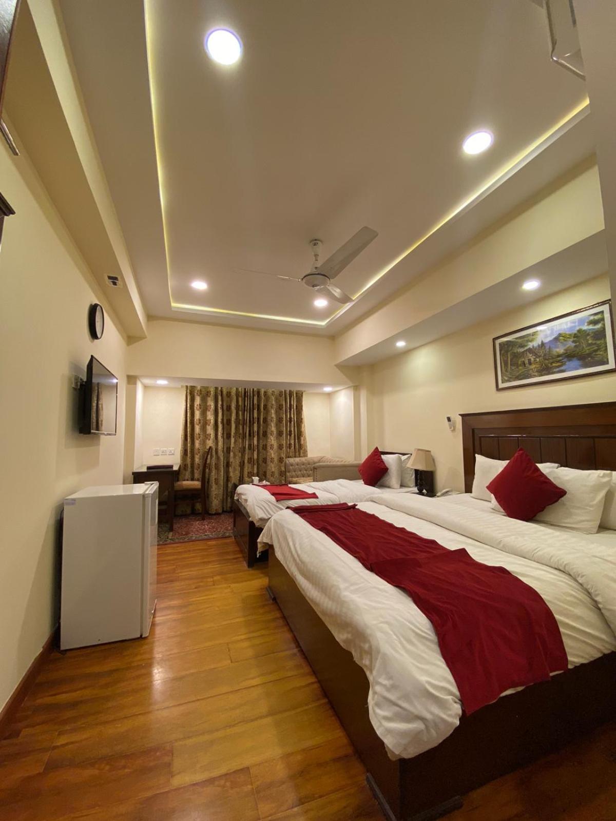 Diplomat Hotel อิสลามาบัด ภายนอก รูปภาพ